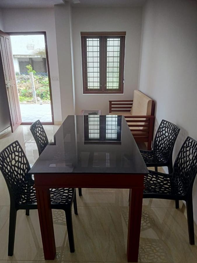 Hotel Grace Mary Residency Nedumbassery Exterior foto